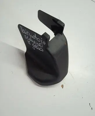 Toyota Prius+ (ZVW40) Front driver seat rail trim 7213847050