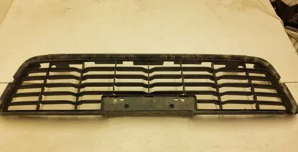 Toyota Hilux (AN120, AN130) Front bumper lower grill 531120K130