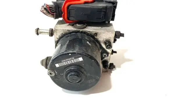 Suzuki Grand Vitara II ABS Pump 06210951553 65J9 0621900839