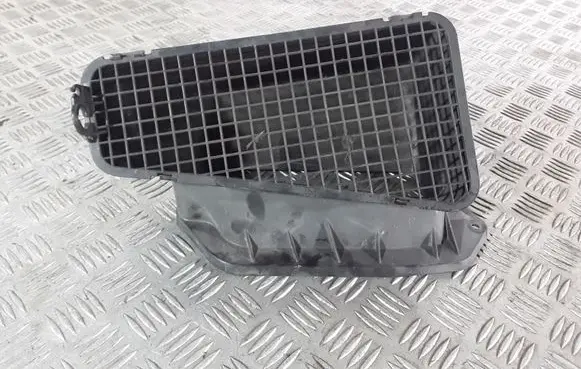 Audi Q5 SQ5 Air intake duct part 8K1819904