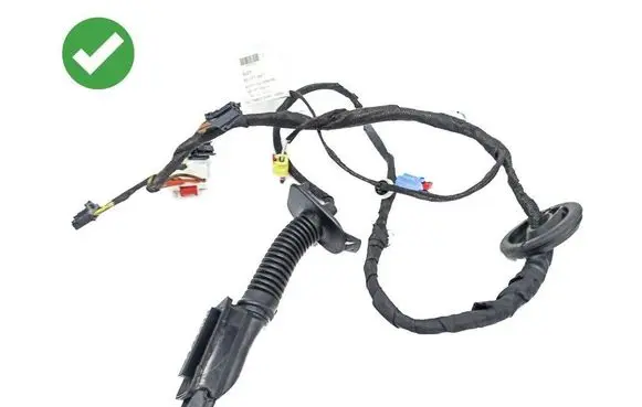 Audi A1 Front door wiring loom 82C971030F 04901N 634043
