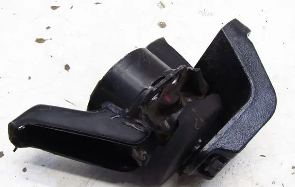 Hyundai Tucson TL Engine mount vacuum valve GMAUTO4574097