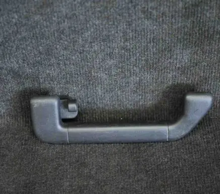 Volkswagen Touareg II Rear interior roof grab handle 7P0857643B