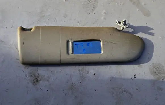 Volkswagen Transporter - Caravelle T5 Sun visor