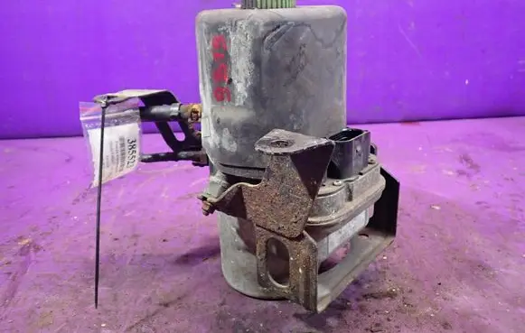 Skoda Fabia Mk1 (6Y) Power steering pump