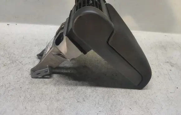 Opel Signum Armrest 13173082 1075410