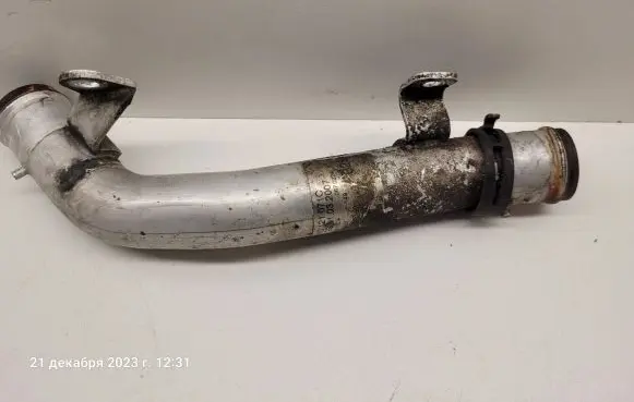 Audi A4 S4 B8 8K Engine coolant pipe/hose 8K0121071C ZGS0103200