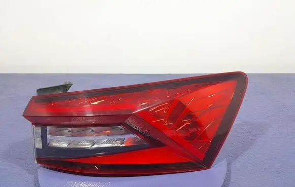 Skoda Kodiaq Rear/tail lights 565945208A
