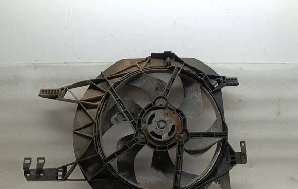 Renault Trafic II (X83) Electric radiator cooling fan 1831248 000525