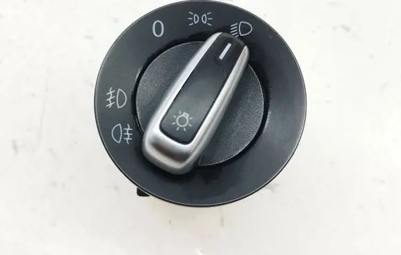 Volkswagen PASSAT B6 Light switch 3C8941431C 10002834