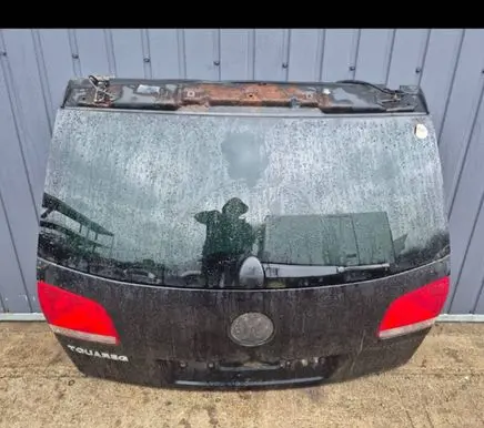 Volkswagen Touareg I Back/rear loading door 