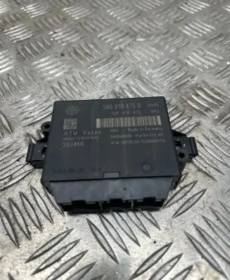 Volkswagen Touran II Parking PDC control unit/module 5n0919475d