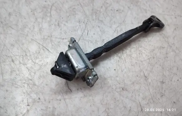 Mazda CX-5 Rear door check strap stopper