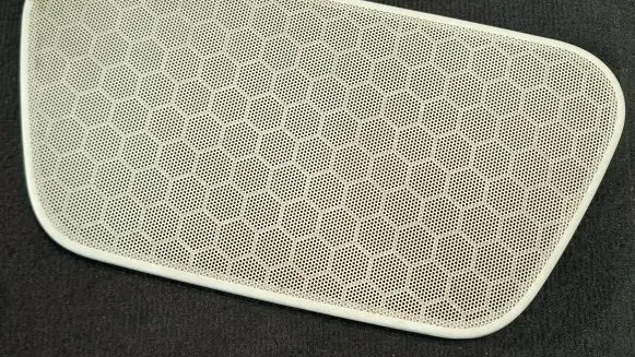 Side speaker trim/cover