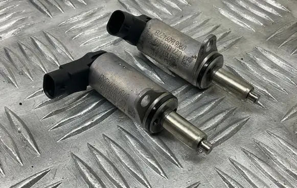 Audi A5 8T 8F Camshaft position sensor 06H103697A