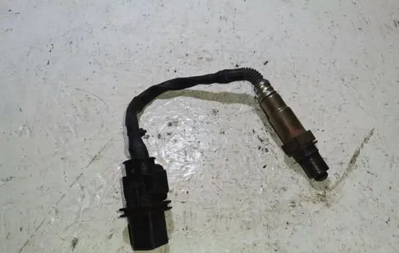 Hyundai ix35 Lambda probe sensor 9350933002 393502A410 1928404687