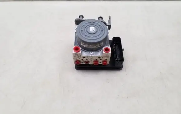 Mercedes-Benz C W205 ABS Pump A2539011400
