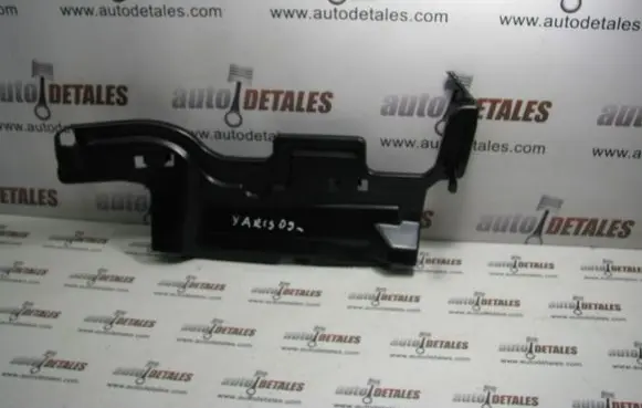 Toyota Yaris Dashboard lower bottom trim panel 55606-0D020
