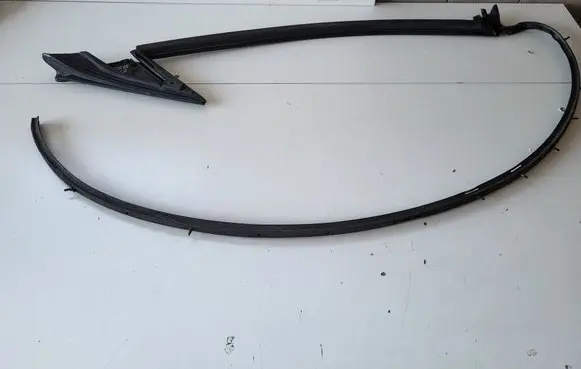 Porsche Boxster 987 Rubber seal front coupe door 997537531