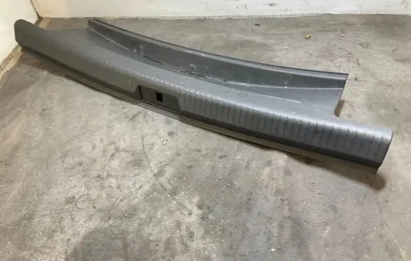 Volkswagen Golf VII Trunk/boot sill cover protection 5G6863459 M7298