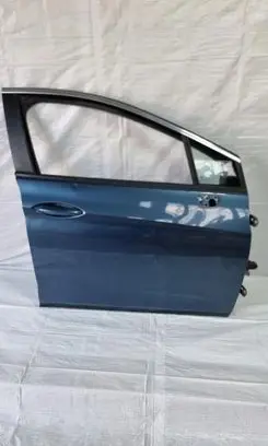 Opel Astra K Front door