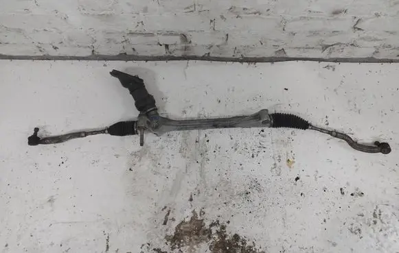 Toyota RAV 4 (XA40) Steering rack