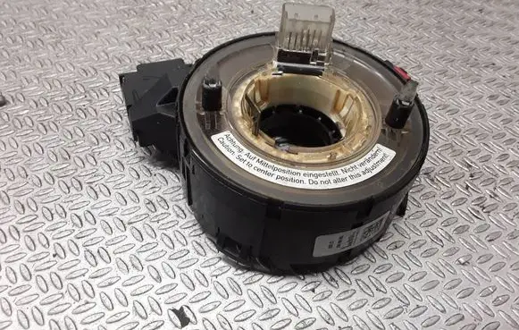 Audi A3 S3 8P Airbag slip ring squib (SRS ring) 1K0959653