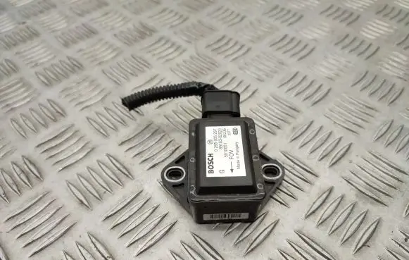 Toyota Avensis T250 ESP acceleration yaw rate sensor 0265005297 8918302020