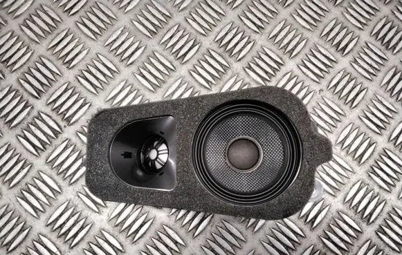 BMW X5 F15 Parcel shelf speaker 430407863561 9294942 07863561