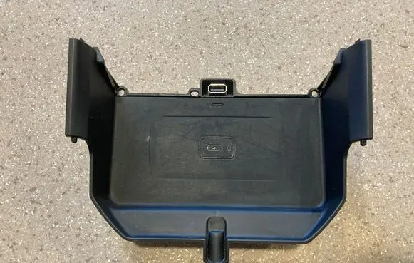 BMW M5 F90 Wireless charging module 6801509
