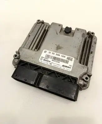 Opel Zafira C Engine control unit/module 55590420 55579447 0281019088