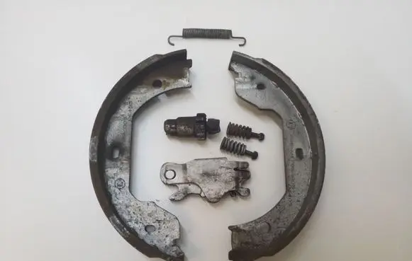 BMW 7 F01 F02 F03 F04 Handbrake/parking brake pads 6782692 678269287