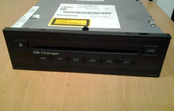 CD/DVD changer