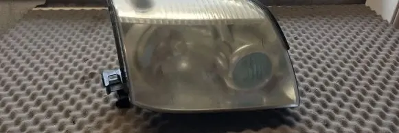 Nissan X-Trail T30 Headlight/headlamp NZMNS111LBNA