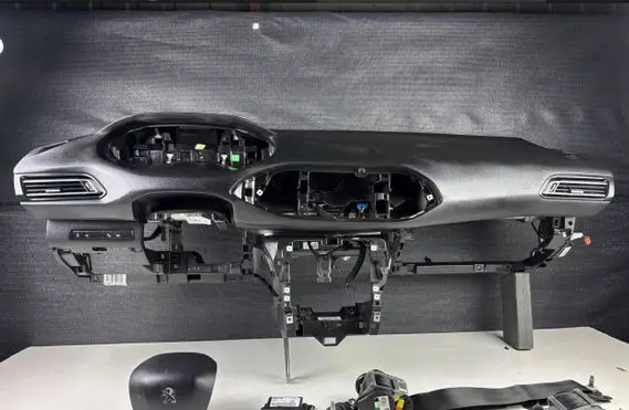 Peugeot 308 Dashboard 308T9
