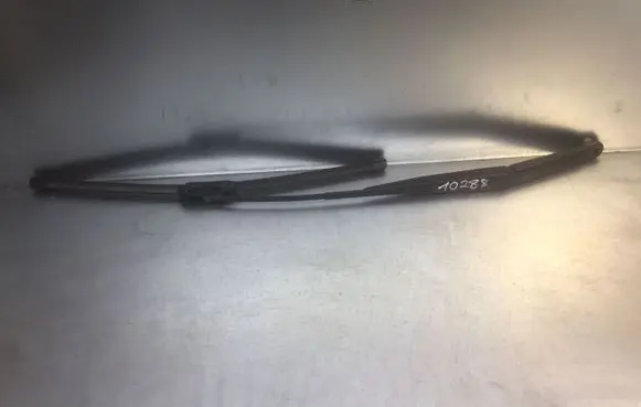Volvo V70 Windshield/front glass wiper blade 29S9AEAS