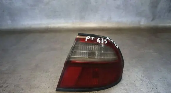 Nissan Almera Rear/tail lights
