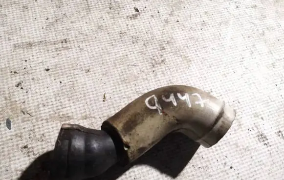 Volvo XC90 Engine coolant pipe/hose