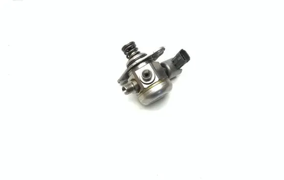 Jaguar XJ X351 Fuel injection high pressure pump 8W939D376AF