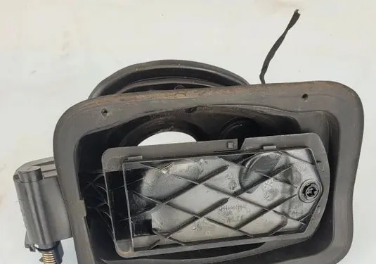 BMW X1 E84 Fuel tank cap lock 