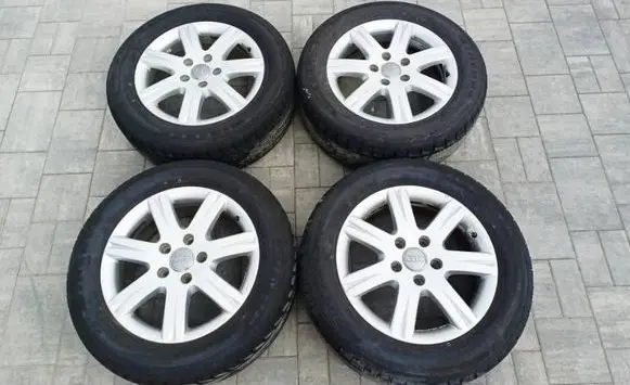 Audi A4 S4 B6 8E 8H R18 alloy rim