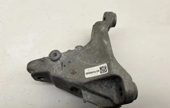 BMW X1 E84 Engine mounting bracket 6859416 6859406 18574710