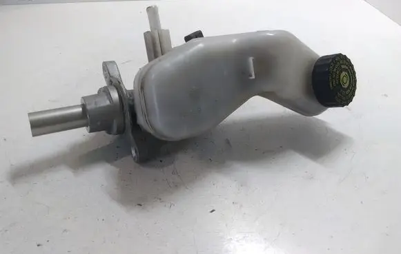 Toyota Verso Master brake cylinder 0204Y24450 2354300