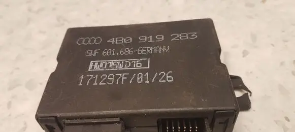 Audi A6 S6 C5 4B Parking PDC control unit/module 4B0919283
