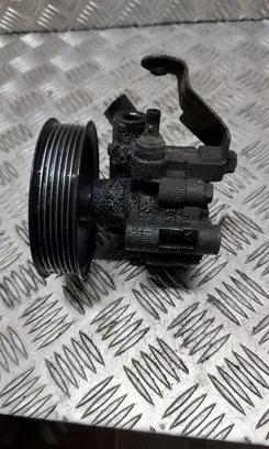 Toyota Avensis T250 Power steering pump