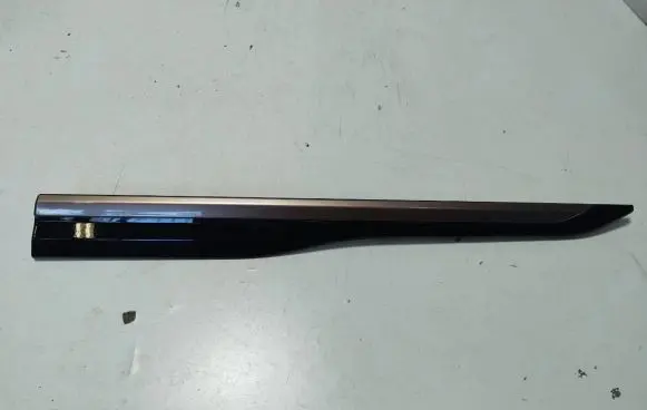 Land Rover Range Rover Velar Fender trim (molding) J8A229427DE