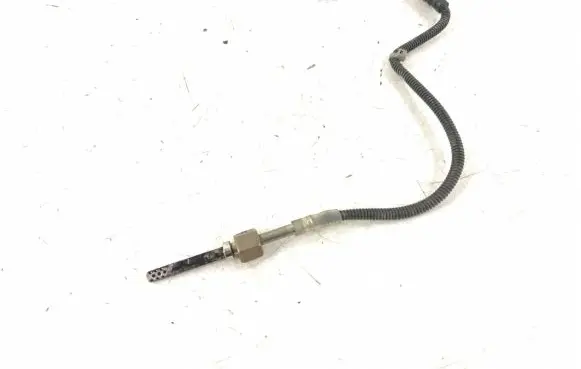 Mercedes-Benz C W205 Lambda probe sensor 0009055202 0009058904