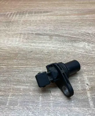 Ford Mondeo MK II Camshaft position sensor 12K073A1E