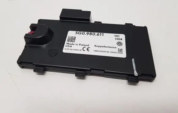 Volkswagen Touran III Wireless charging module 5G0980611