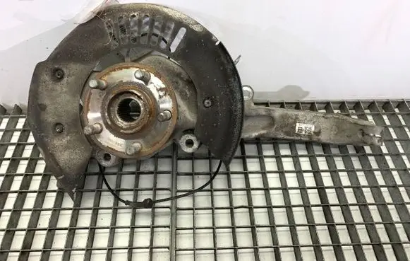 Jaguar F-Pace Front wheel hub spindle knuckle 